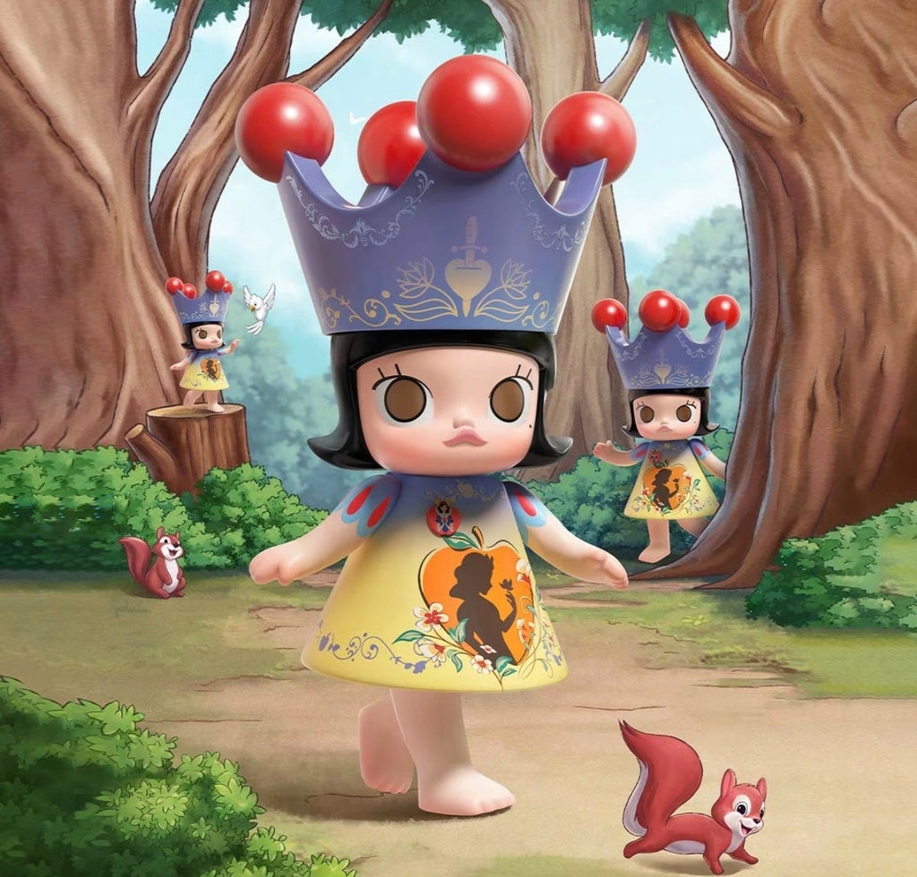 POP MART MEGA ROYAL MOLLY 400% Snow White