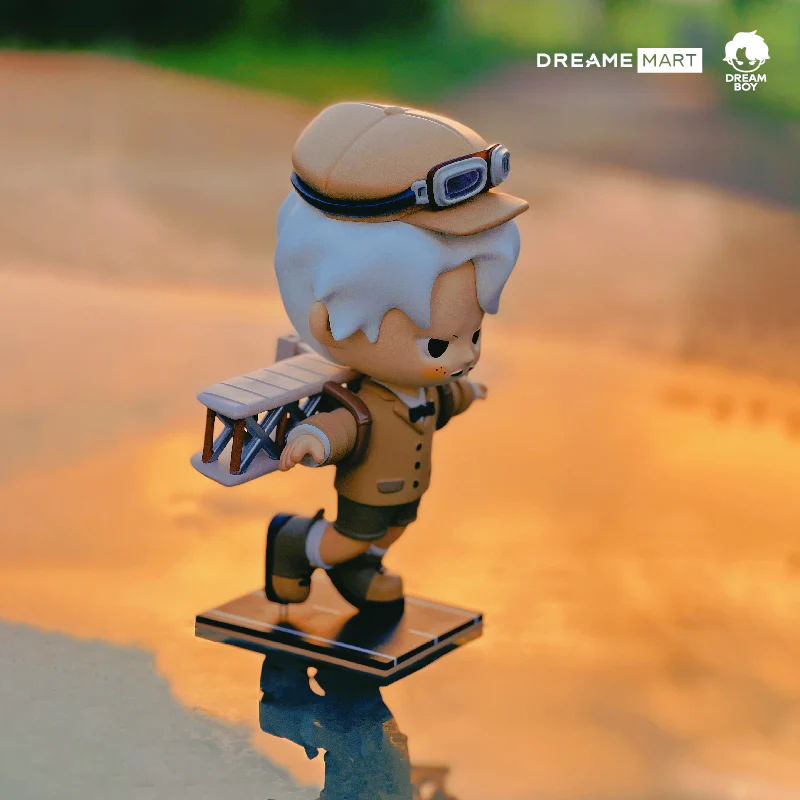 OHKU Dream Boy Flyer 1 Figurine